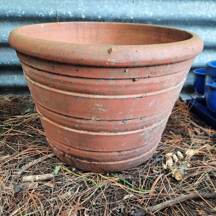 Vintage Pot 0161