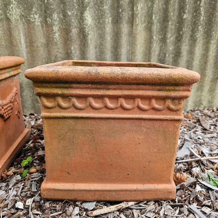 Vintage Pot 0236