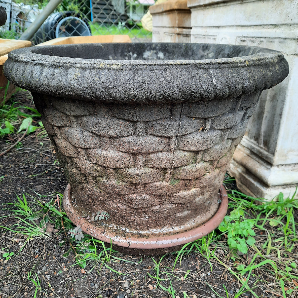 Vintage Pot 0137