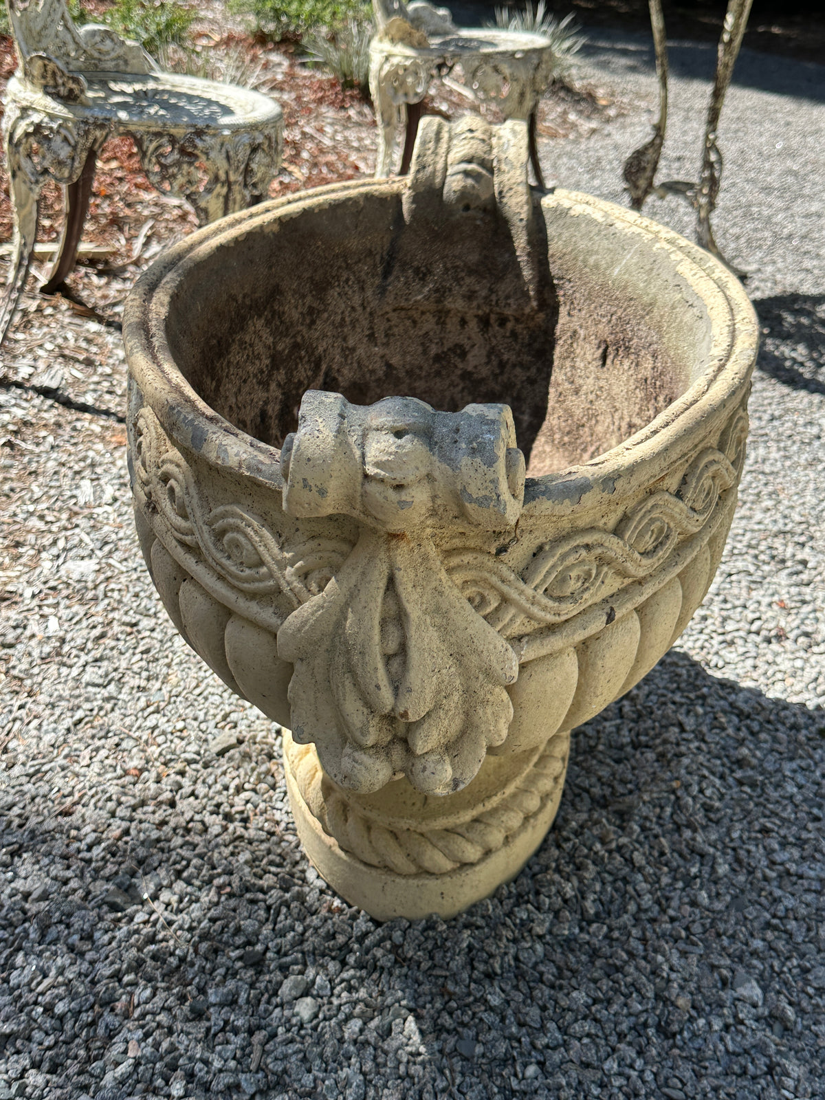 Vintage Pot 0129